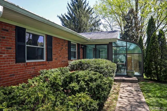 7020 Starlight Road Floyds Knobs, IN 47119 - Photo 6 of 50 Gallery Image 6