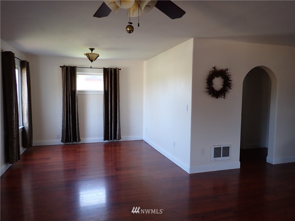 812 1st Street Cosmopolis, WA 98537 - Photo 14 of 40 Gallery Image 14