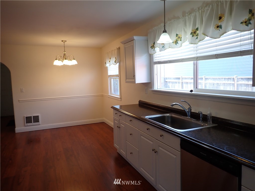 812 1st Street Cosmopolis, WA 98537 - Photo 19 of 40 Gallery Image 19