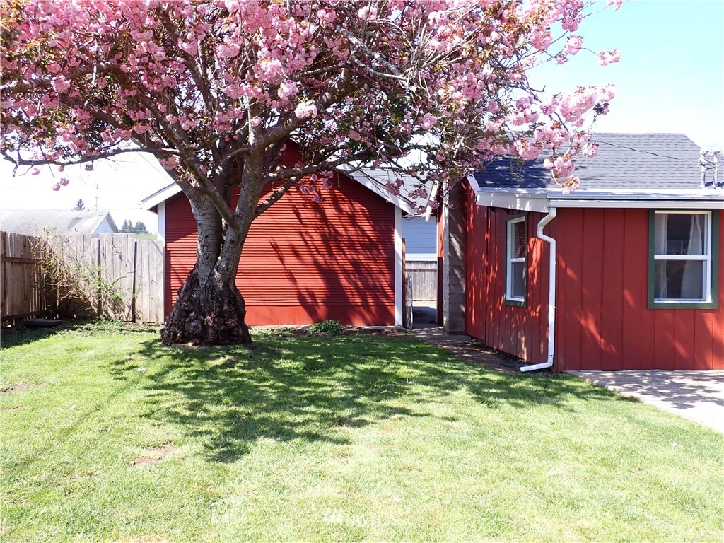 812 1st Street Cosmopolis, WA 98537 - Photo 7 of 40 Gallery Image 7