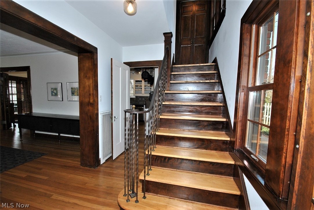 15908 Chadbourne Road Cleveland, OH 44120 - Photo 15 of 31 Welcoming, open staircase leading to second floor off of large foyer