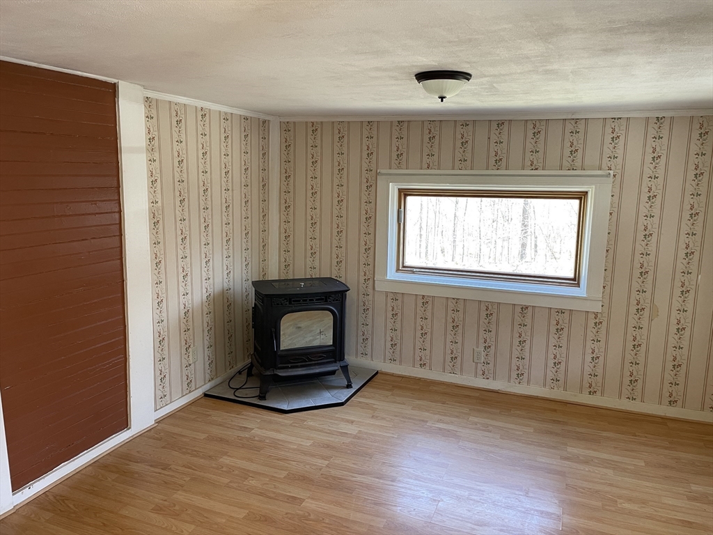 257 Hovey Road Monson, MA 01057 - Photo 16 of 39 Gallery Image 16