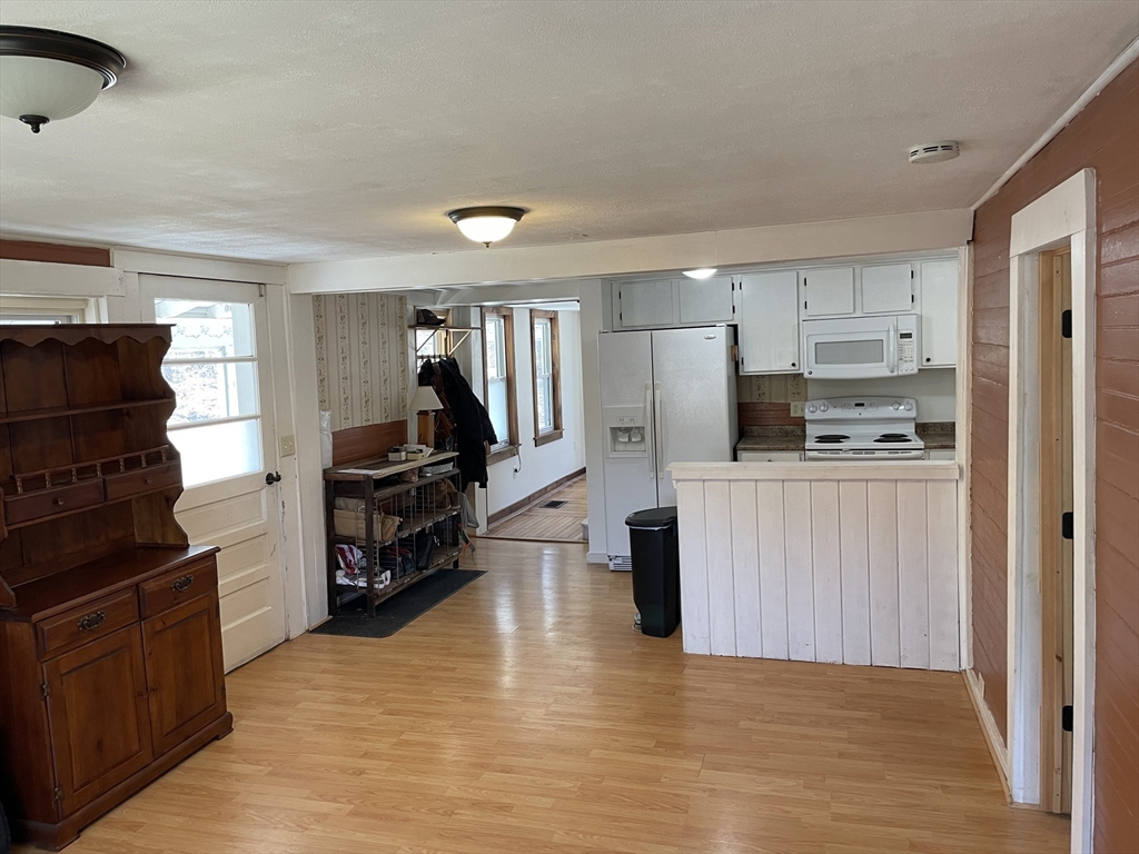 257 Hovey Road Monson, MA 01057 - Photo 17 of 39 Gallery Image 17
