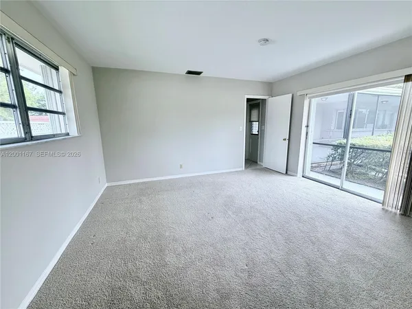 $4,200 | 5011 Madison Street, Hollywood, FL 33021