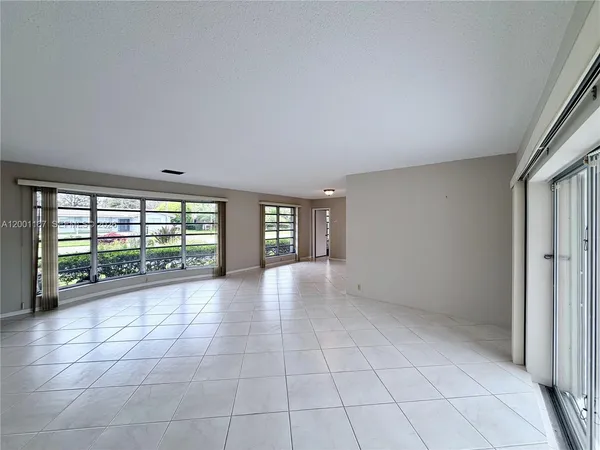 $4,200 | 5011 Madison Street, Hollywood, FL 33021