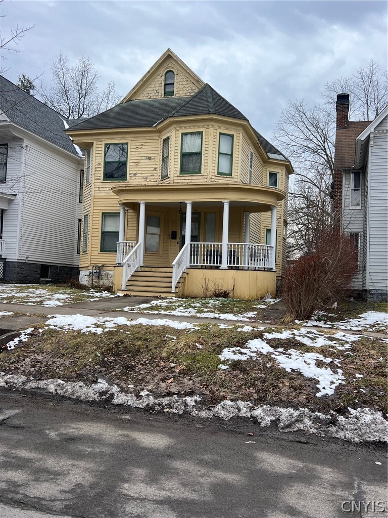 110 Clinton Place Utica, NY 13501 - Photo 1 of 27