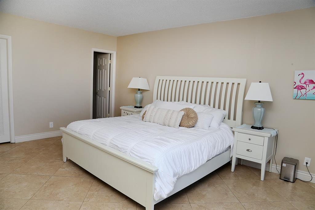 521 North Riverside Drive, Unit 602 Pompano Beach, FL 33062 - Photo 10 of 29 Master Bedroom