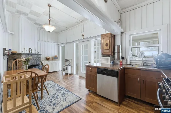 $874,000 | 22 Sunset Terrace, Mount Arlington, NJ 07856