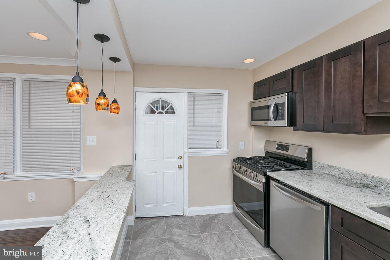 811 St Dunstans Road Baltimore, MD 21212 - Photo 11 of 30 Kitchen
