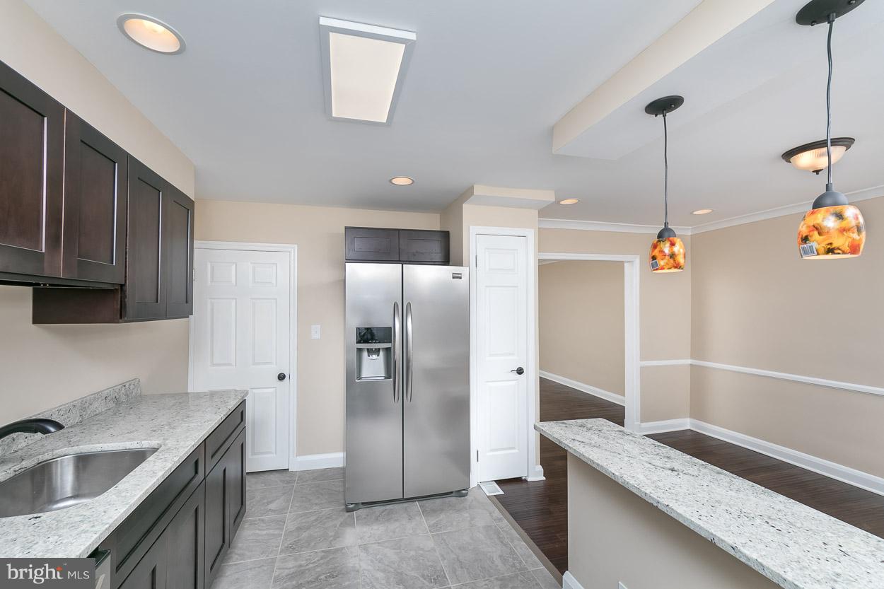 811 St Dunstans Road Baltimore, MD 21212 - Photo 12 of 30 Kitchen