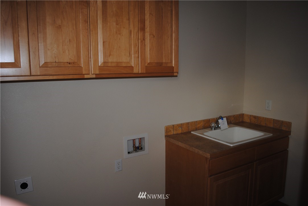 1111 South 36th Street Renton, WA 98055 - Photo 11 of 22