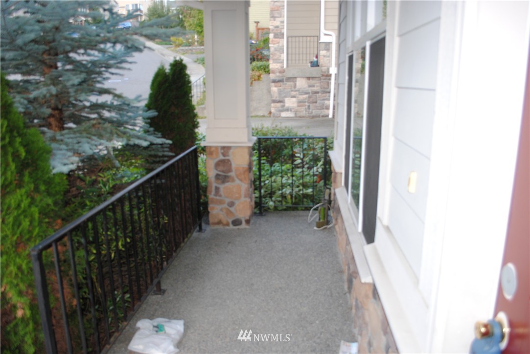 1111 South 36th Street Renton, WA 98055 - Photo 4 of 22