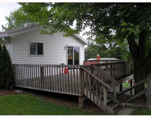 303 Ewings Mill Road Coraopolis, PA 15108 - Photo 12 of 12 Patio/Deck.