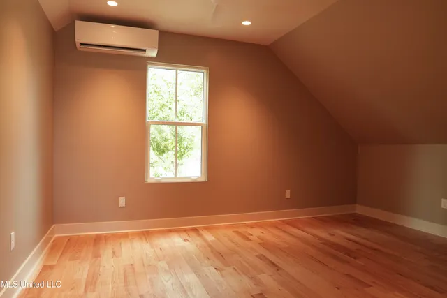 $1,345 | 1114 33rd Avenue, Gulfport, MS 39501