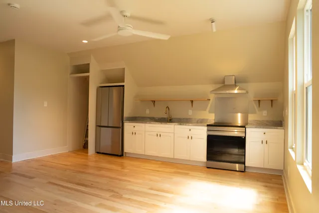 $1,345 | 1114 33rd Avenue, Gulfport, MS 39501