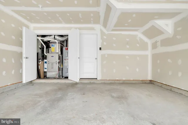 an empty room with window