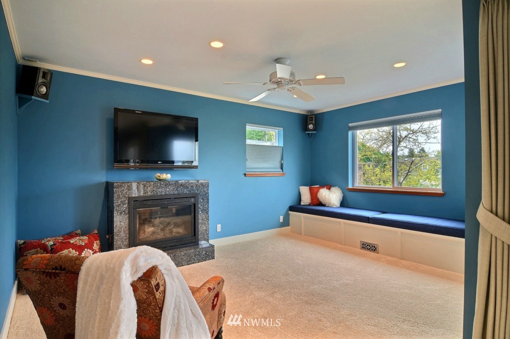 5430 Southwest Angeline Street Seattle, WA 98116 - Photo 14 of 24 Gallery Image 14