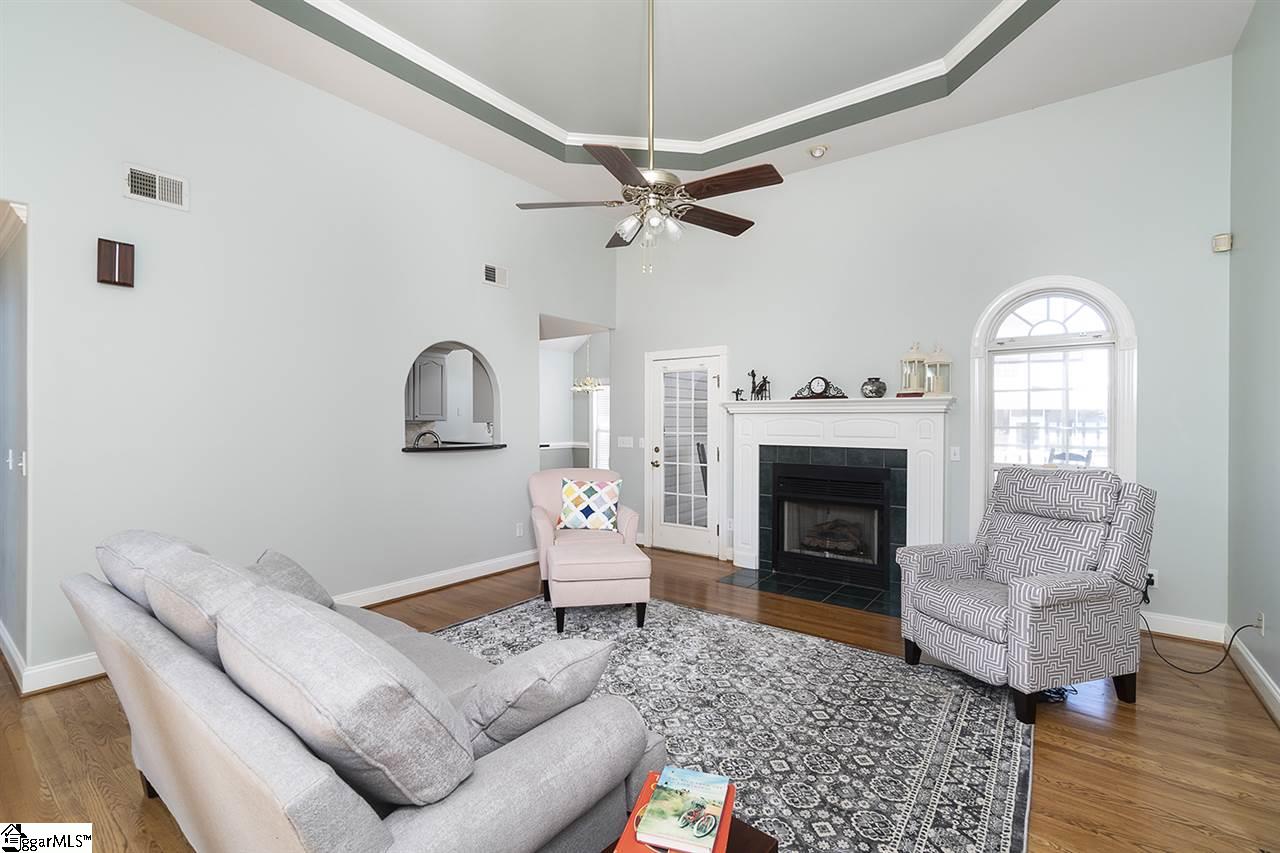 7 Paddock Run Lane Simpsonville, SC 29681 - Photo 3 of 31 Gallery Image 3