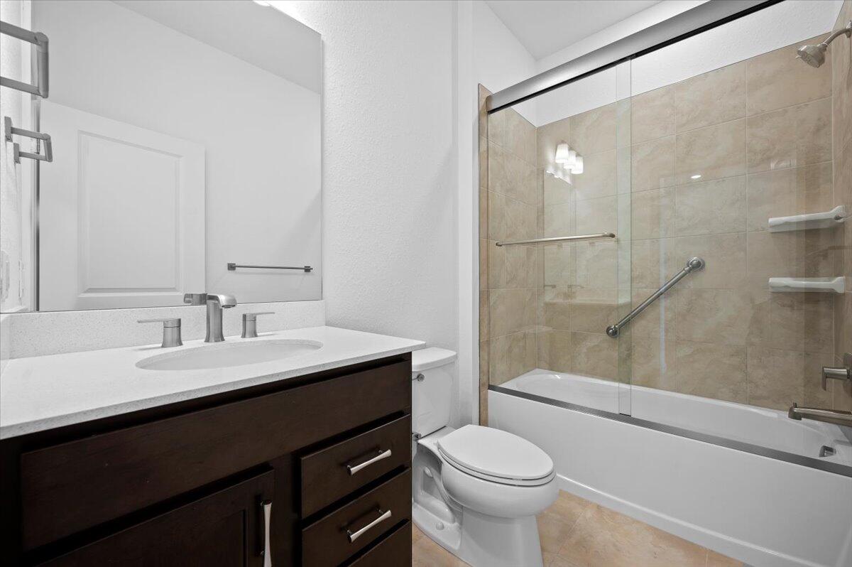 9915 Southwest Meridian Way Stuart, FL 34997 - Photo 20 of 35 Downstairs Full Bathroom