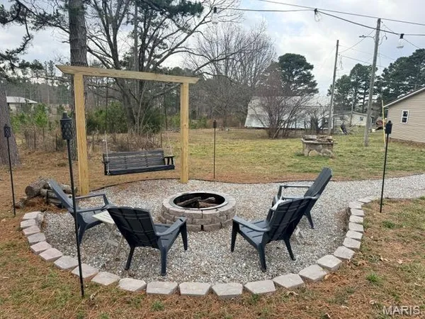 $165,000 | 8538 Hwy East, Houston, MO 65483