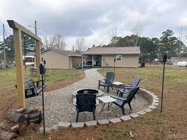 $165,000 | 8538 Hwy East, Houston, MO 65483