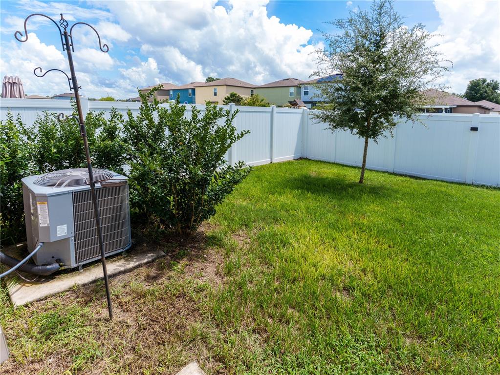 13693 Newbridge Street Spring Hill, FL 34609 - Photo 37 of 41 Gallery Image 37