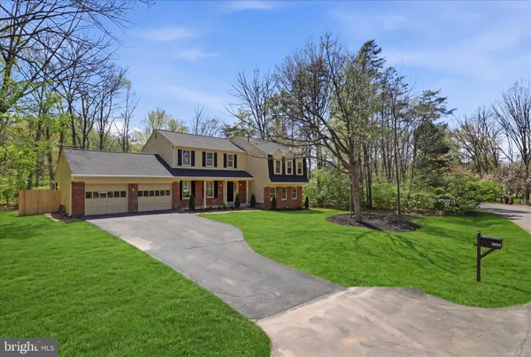 $1,260,000 | 12131 Holly Knoll Circle, Great Falls, VA 22066