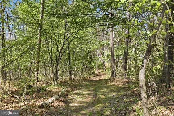 $1,260,000 | 12131 Holly Knoll Circle, Great Falls, VA 22066