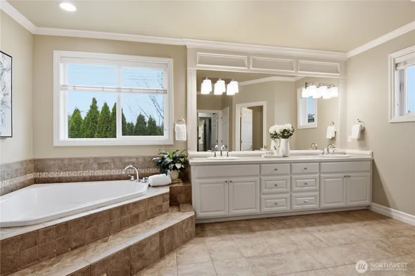 $1,600,000 | 3931 221st Place Southeast, Bothell, WA 98021
