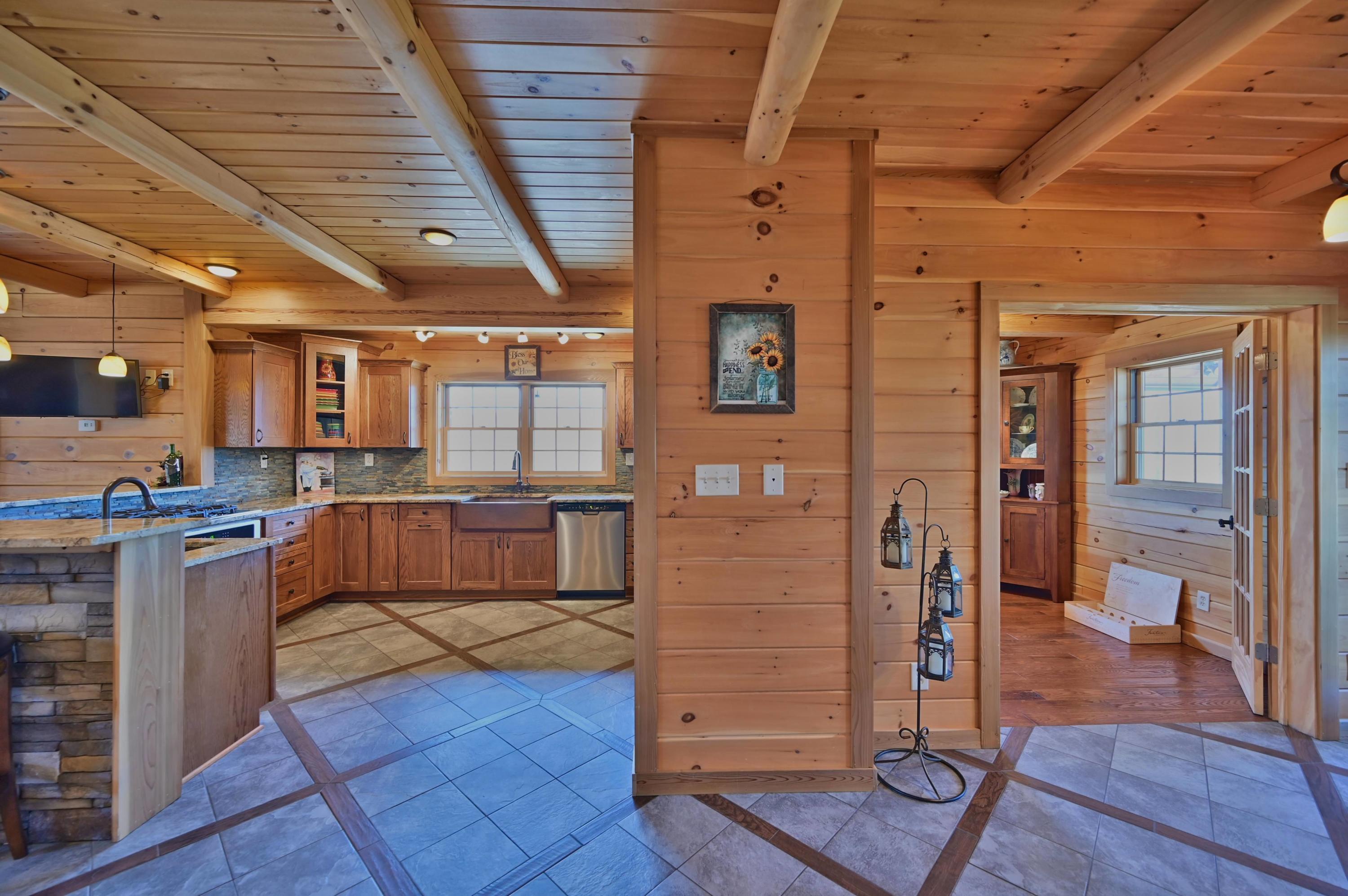 400 Summit Woods Road Moscow, PA 18444 - Photo 17 of 72