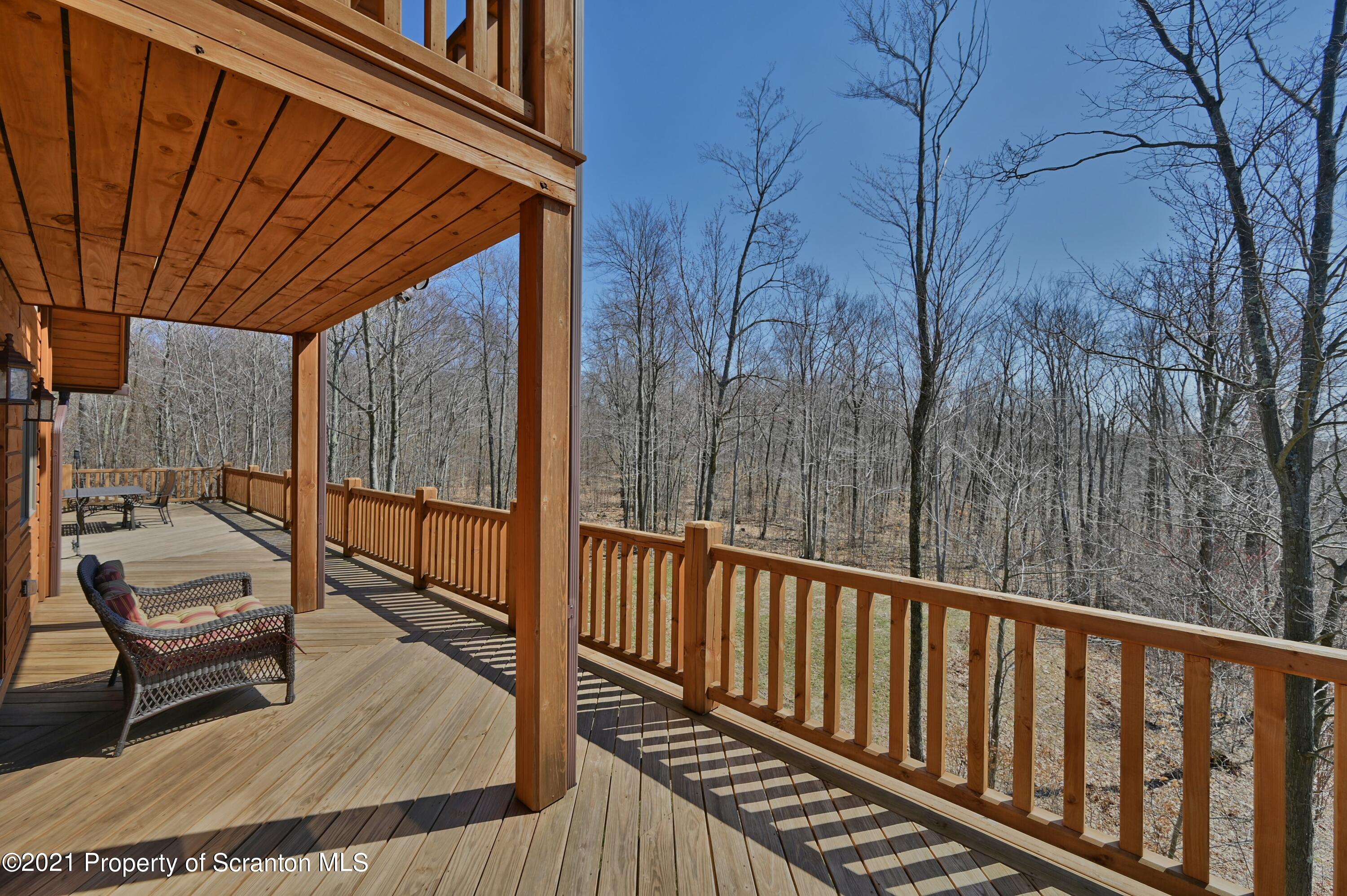 400 Summit Woods Road Moscow, PA 18444 - Photo 67 of 72 a view of balcony with couch