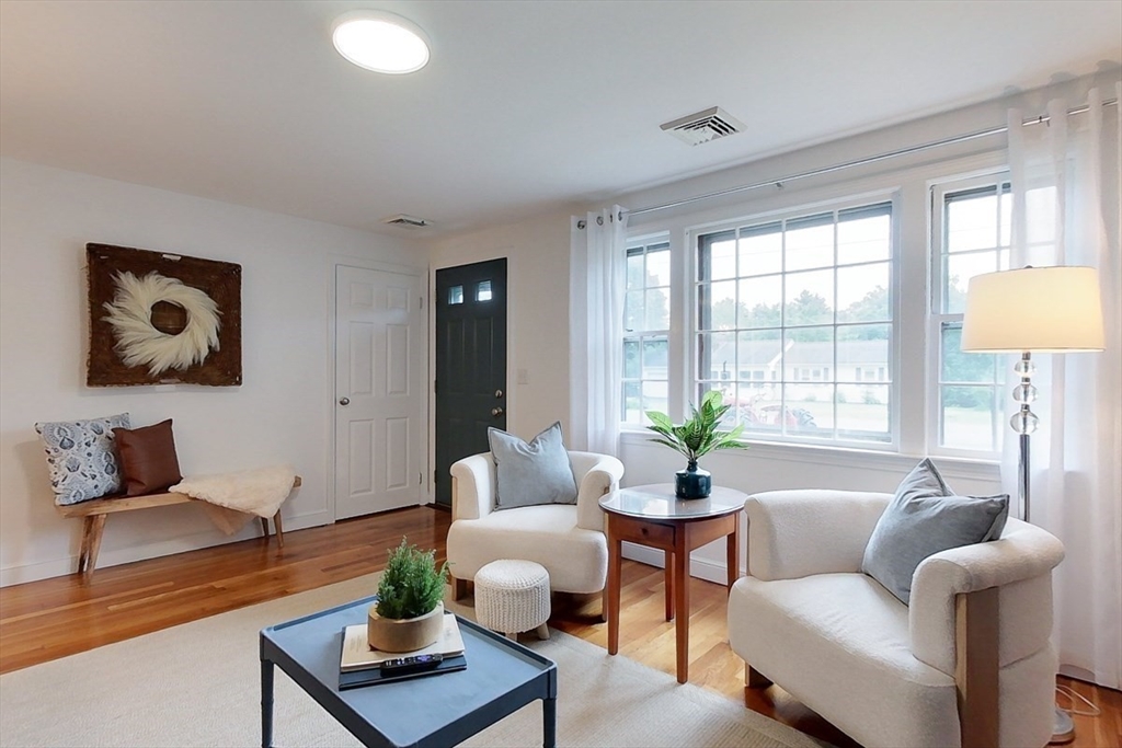 132 Oak Ridge Drive Ayer, MA 01432 - Photo 8 of 33
