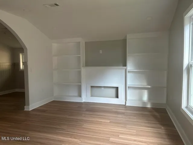 $314,900 | 122 Lakeside Drive, Waveland, MS 39576