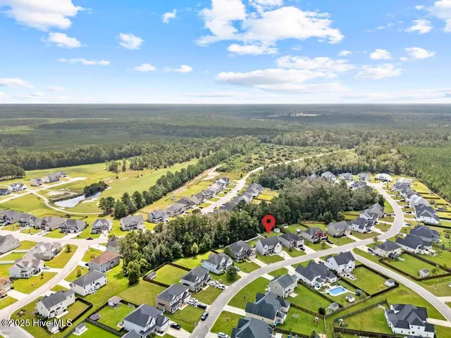 $435,000 | 313 Bear Run, Maple Hill, NC 28454