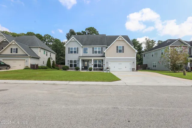 $435,000 | 313 Bear Run, Maple Hill, NC 28454