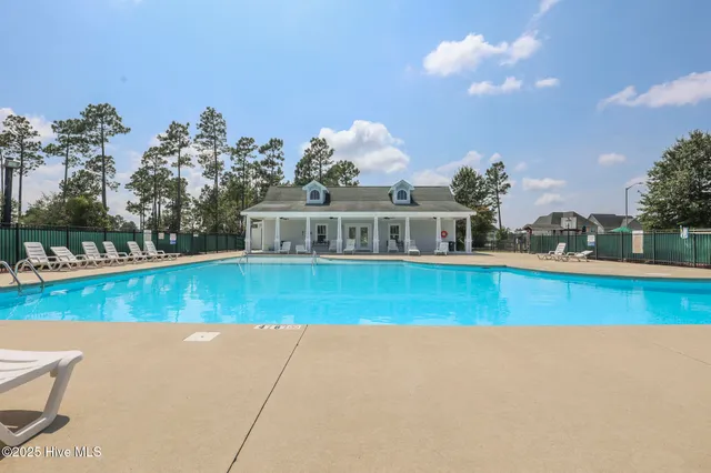 $435,000 | 313 Bear Run, Maple Hill, NC 28454