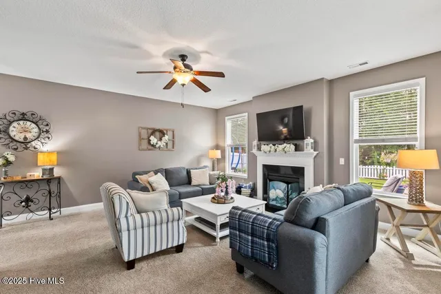 $435,000 | 313 Bear Run, Maple Hill, NC 28454