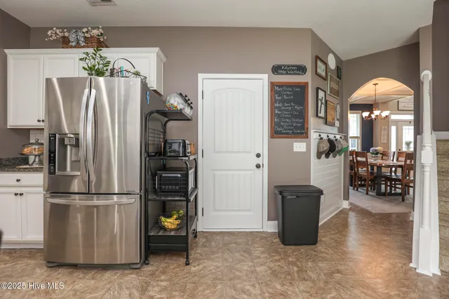 $435,000 | 313 Bear Run, Maple Hill, NC 28454