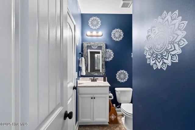 $435,000 | 313 Bear Run, Maple Hill, NC 28454