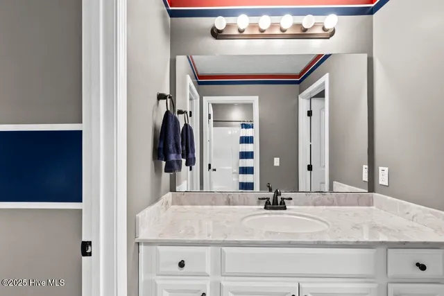 $435,000 | 313 Bear Run, Maple Hill, NC 28454