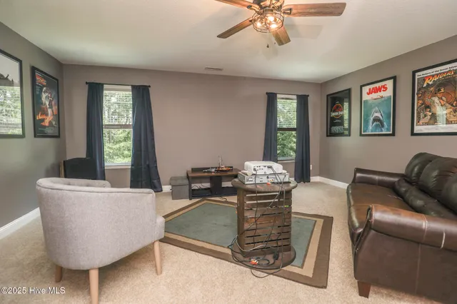 $435,000 | 313 Bear Run, Maple Hill, NC 28454