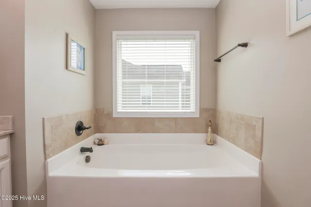 $435,000 | 313 Bear Run, Maple Hill, NC 28454