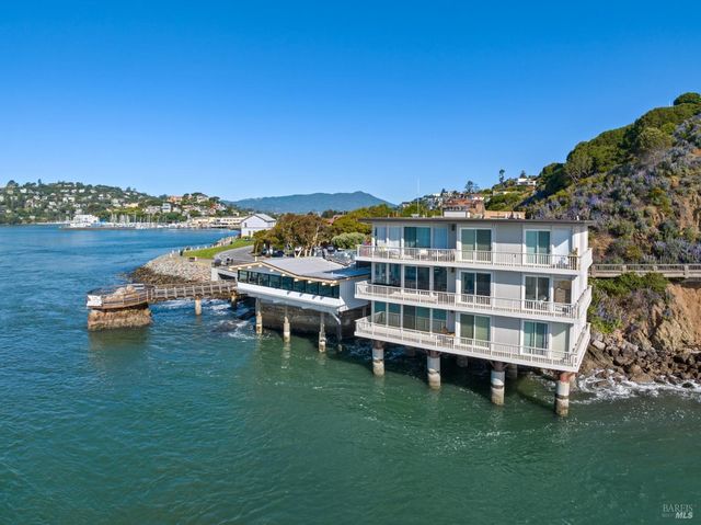 $7,700,000 | 2002 Paradise Drive, Tiburon, CA 94920