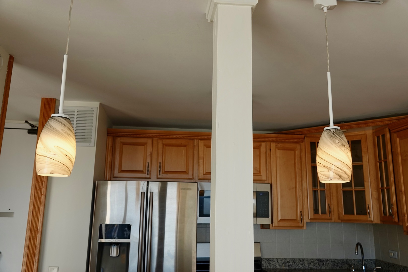 5445 North Sheridan Road, Unit 1603 Chicago, IL 60640 - Photo 34 of 40 a front door view of a house