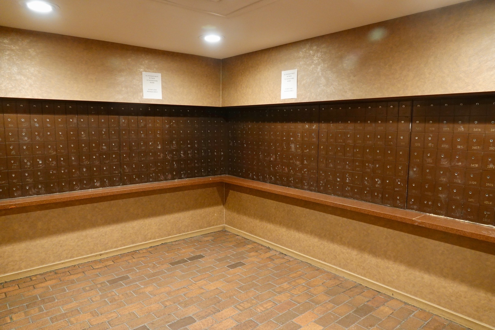 5445 North Sheridan Road, Unit 1603 Chicago, IL 60640 - Photo 9 of 40 a view of a indoor swimming pool