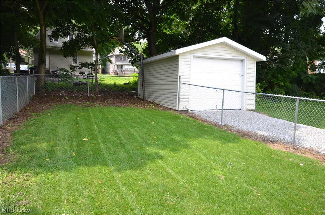 430 Alexander Street Akron, OH 44306 - Photo 5 of 23