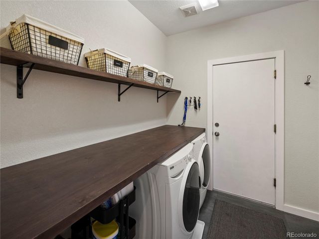 $900,000 | 13962 Meadowbrook Drive, Broomfield, CO 80020