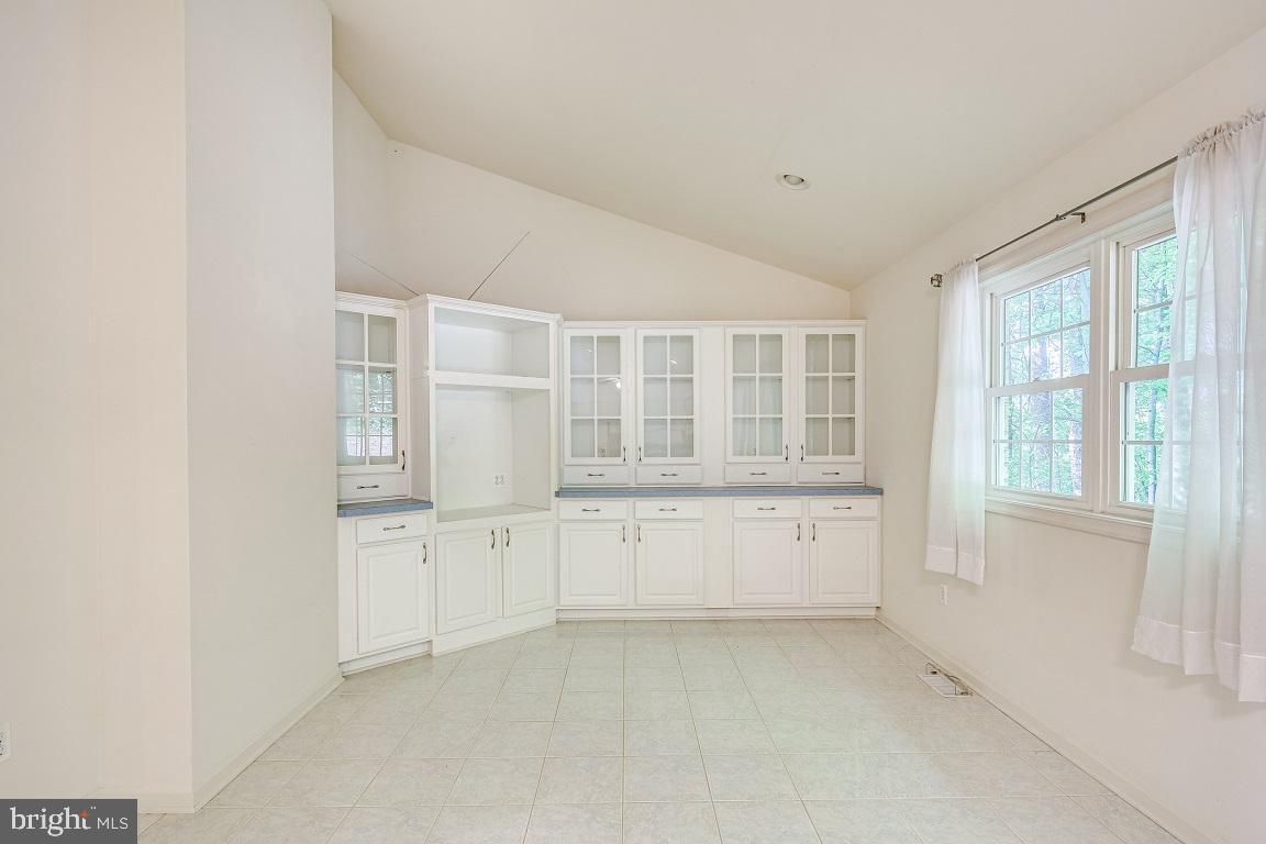 4089 Piney Grove Road Reisterstown, MD 21136 - Photo 14 of 31 Family Room