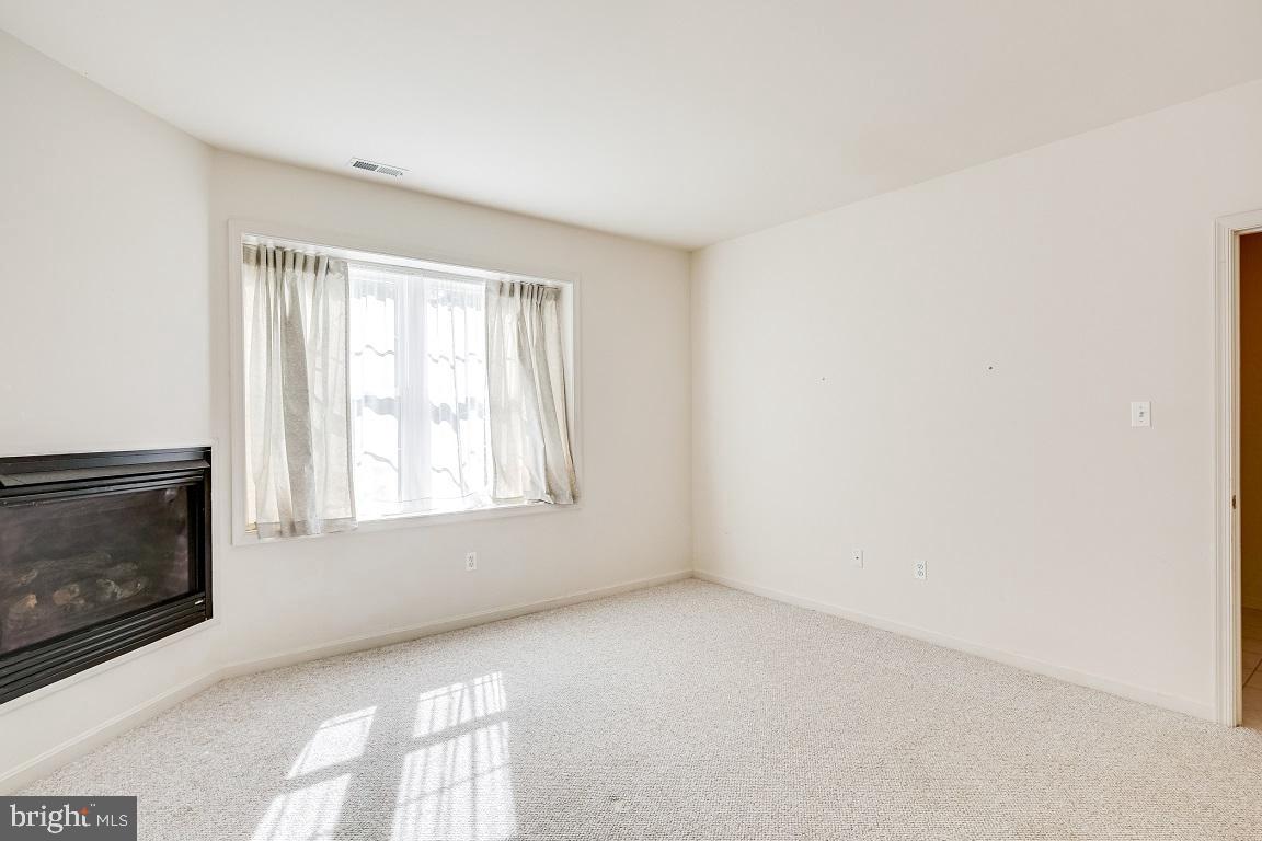 4089 Piney Grove Road Reisterstown, MD 21136 - Photo 23 of 31 Owner's Suite