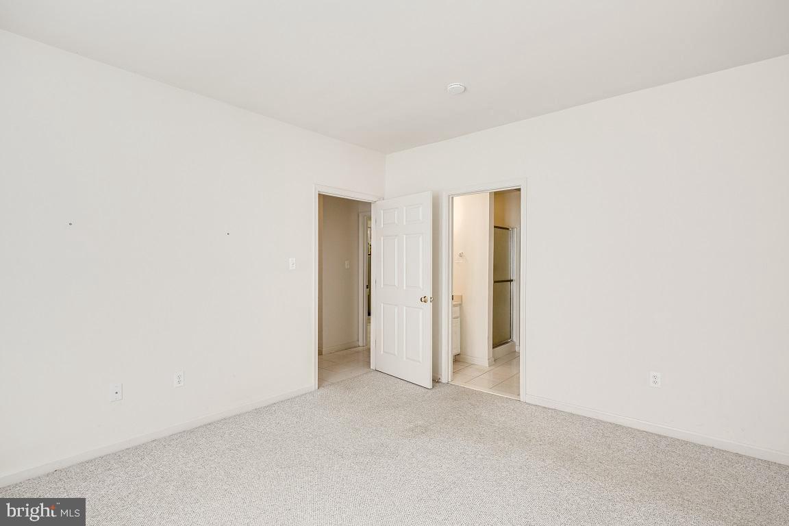 4089 Piney Grove Road Reisterstown, MD 21136 - Photo 24 of 31 Owner's Suite